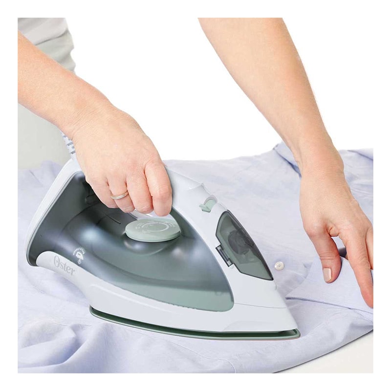 Plancha Oster para Ropa a Vapor Suela anti-adherente Verde