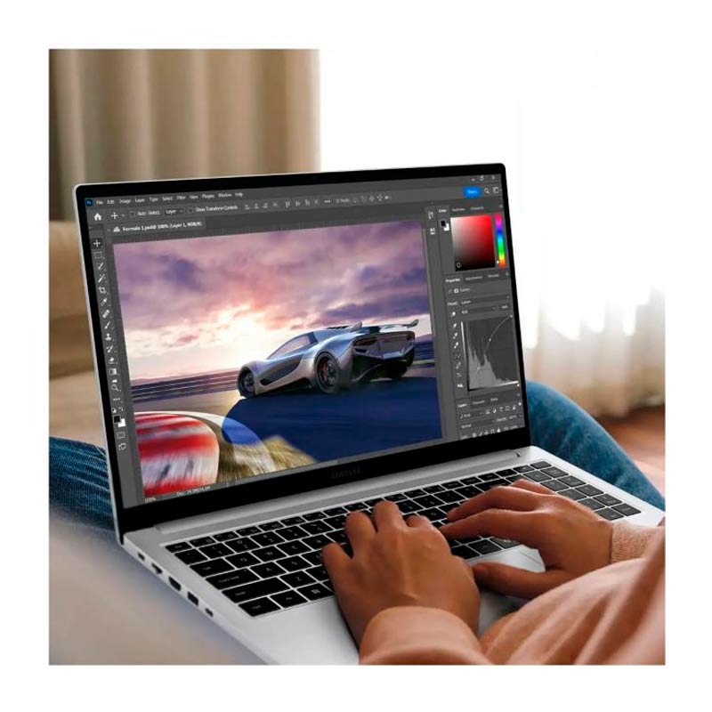 Laptop Samsung Book 4 15.6" Core 7 150U 16GB RAM 512GB SSD Plateado W11 Home Teclado Ingles